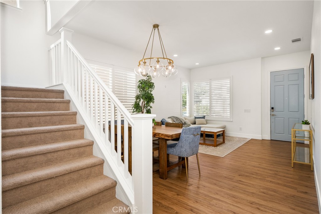 209 S Fairfield Lane