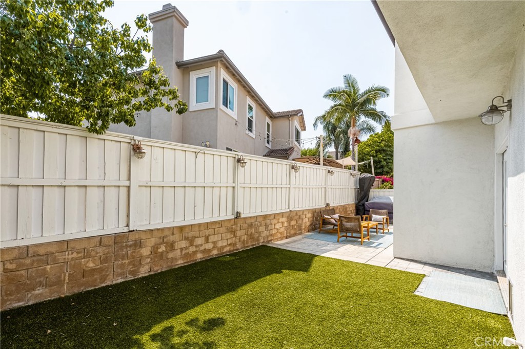 209 S Fairfield Lane