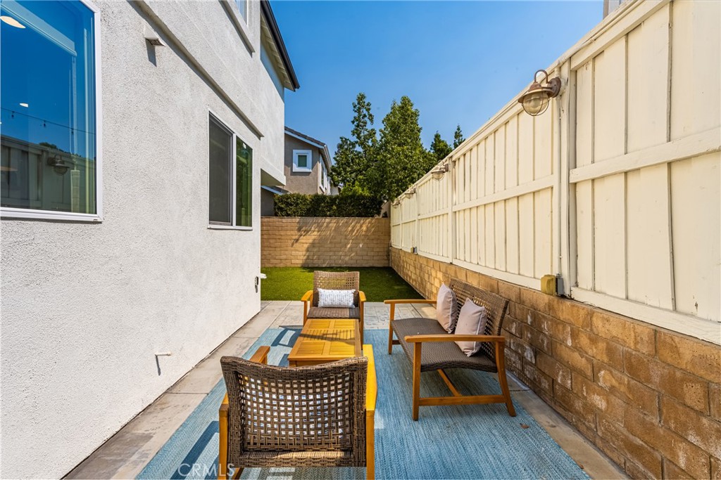 209 S Fairfield Lane