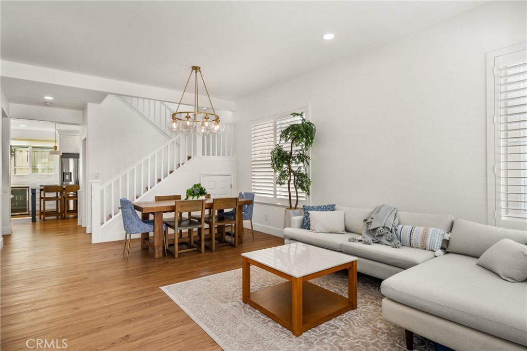 209 S Fairfield Lane