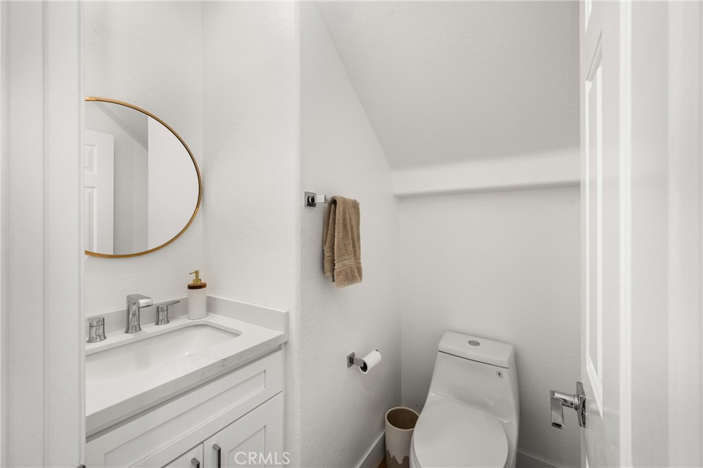 209 S Fairfield Lane