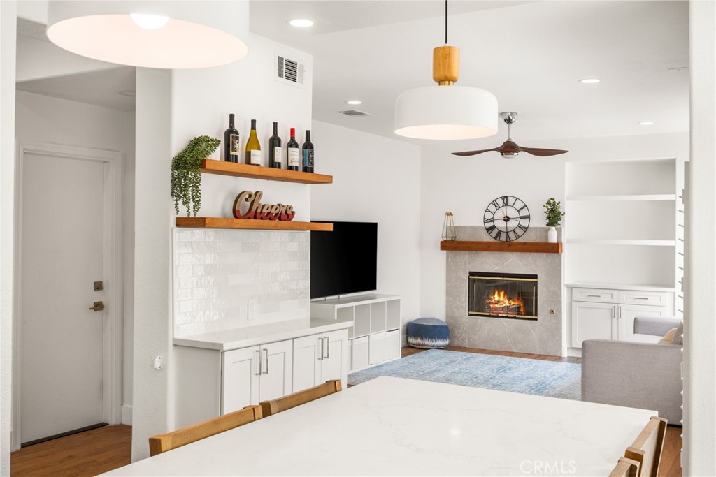 209 S Fairfield Lane