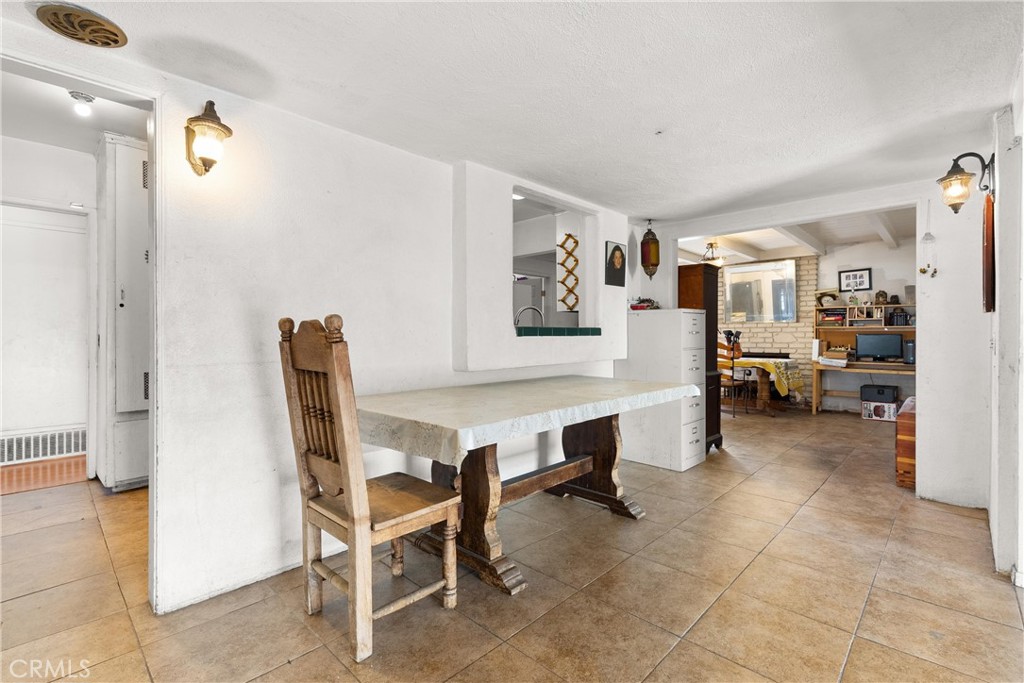 1107 Indian Summer Avenue