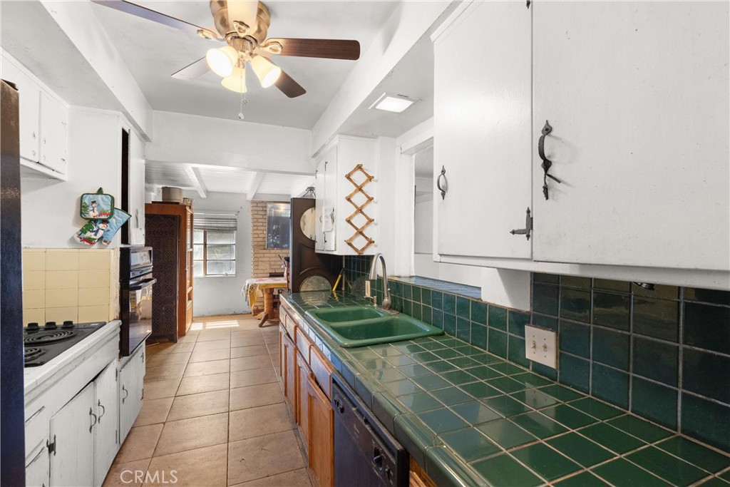 1107 Indian Summer Avenue