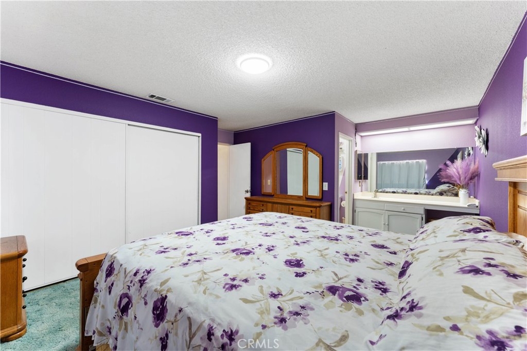 15472 Mesquite Avenue