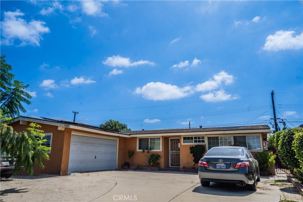 7882 Lessue Avenue