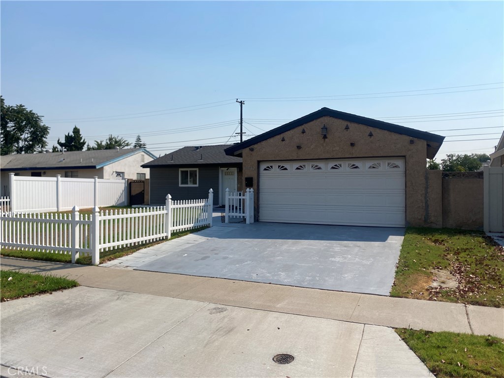 10082 Bernadette Avenue