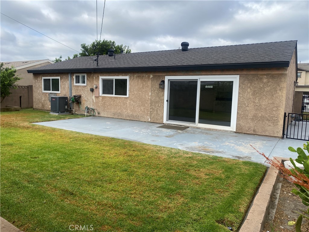 10082 Bernadette Avenue