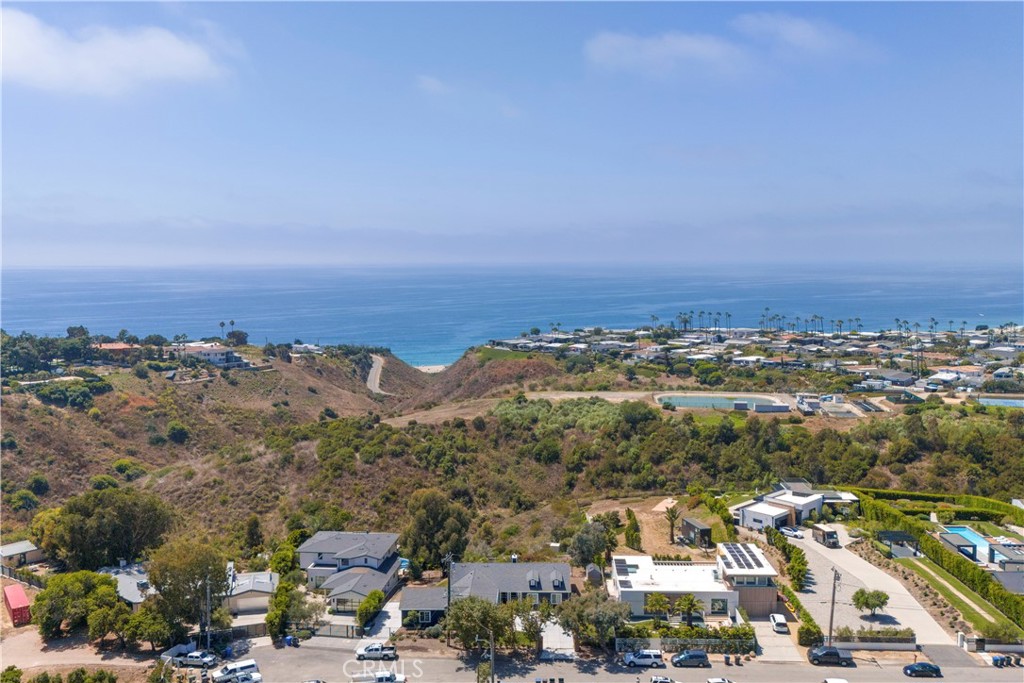 6757 Wandermere Road