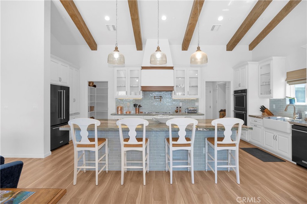 6757 Wandermere Road