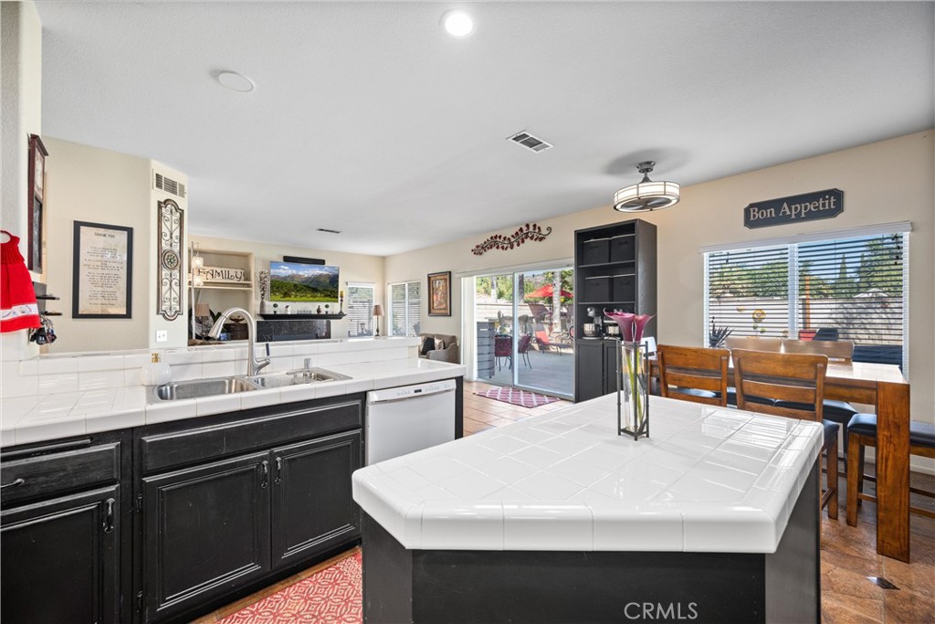 32853 Starlight Street