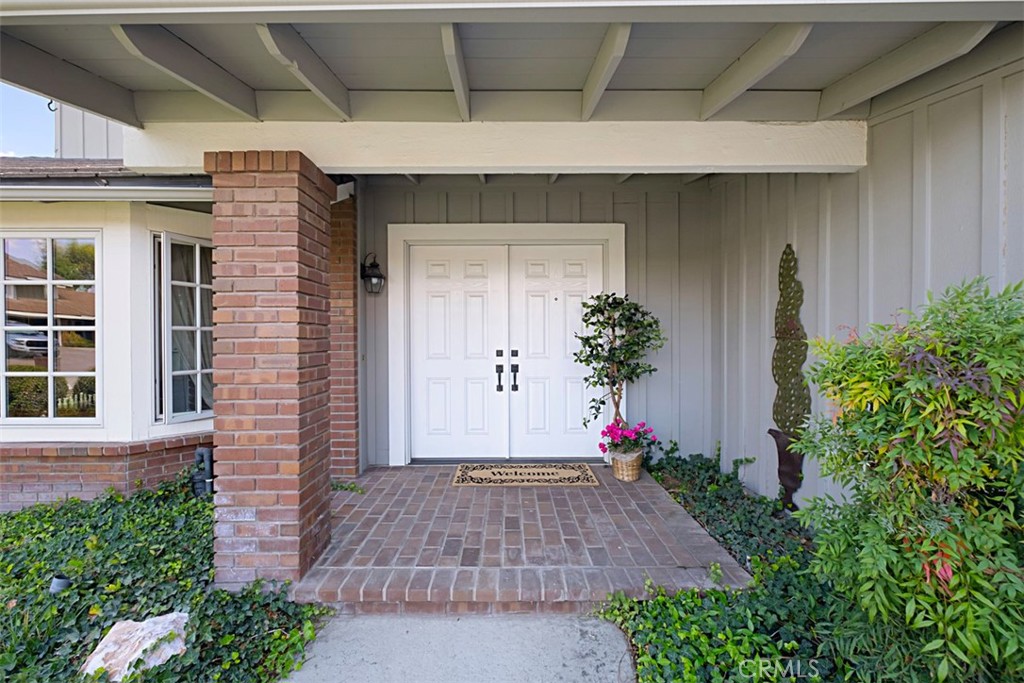 5604 Calle Vista Alegre