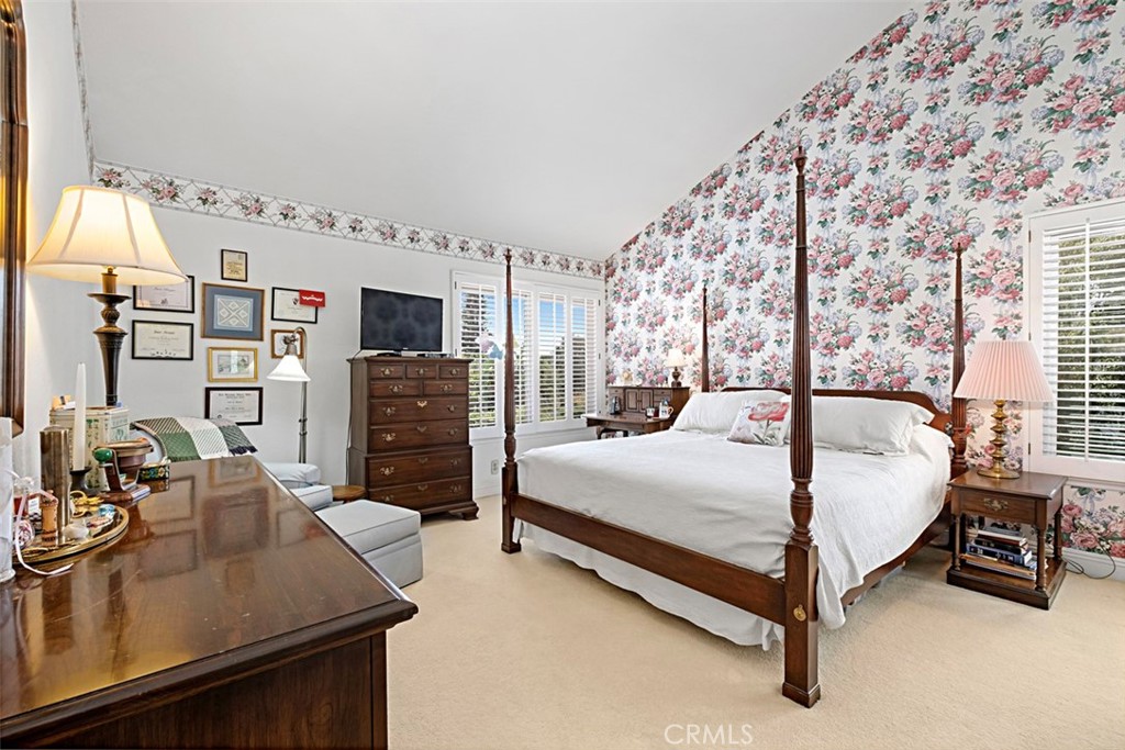 5604 Calle Vista Alegre