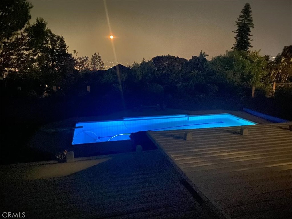 5604 Calle Vista Alegre