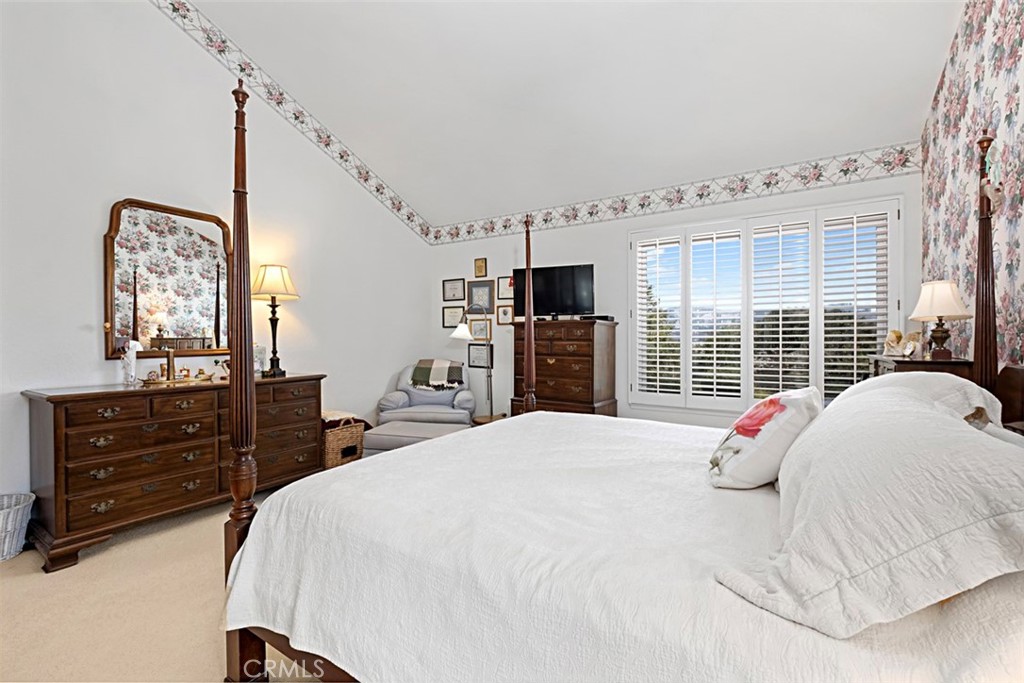 5604 Calle Vista Alegre