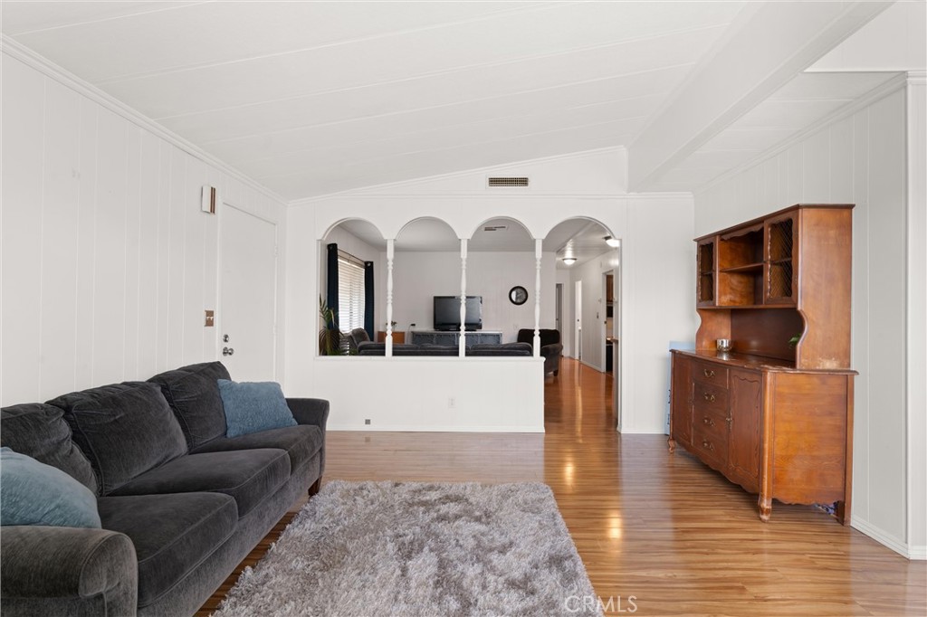 1342 Silver Lake Place