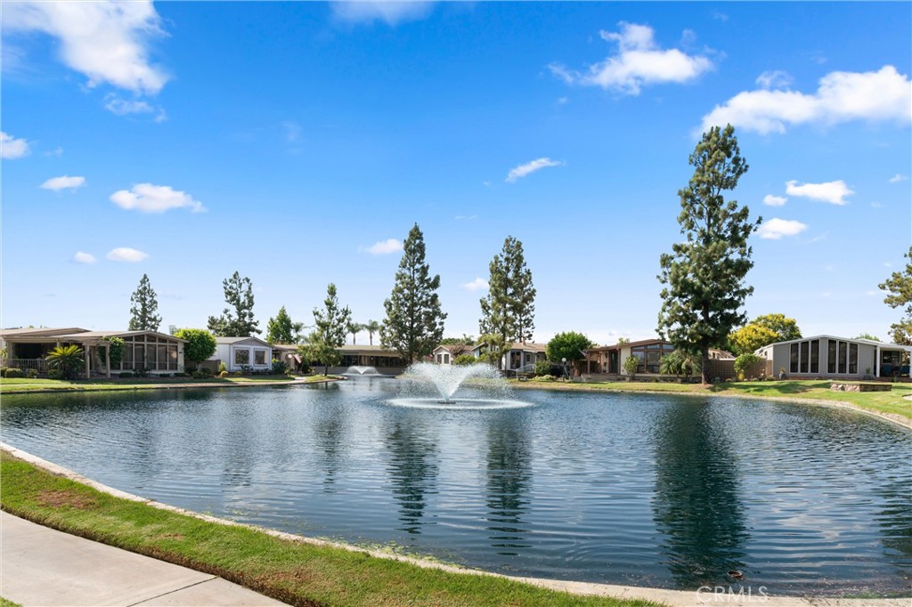 1342 Silver Lake Place