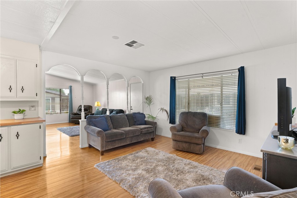 1342 Silver Lake Place