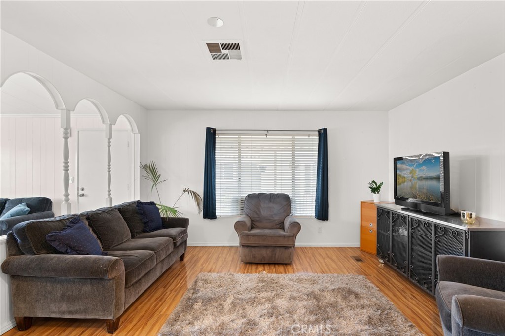 1342 Silver Lake Place