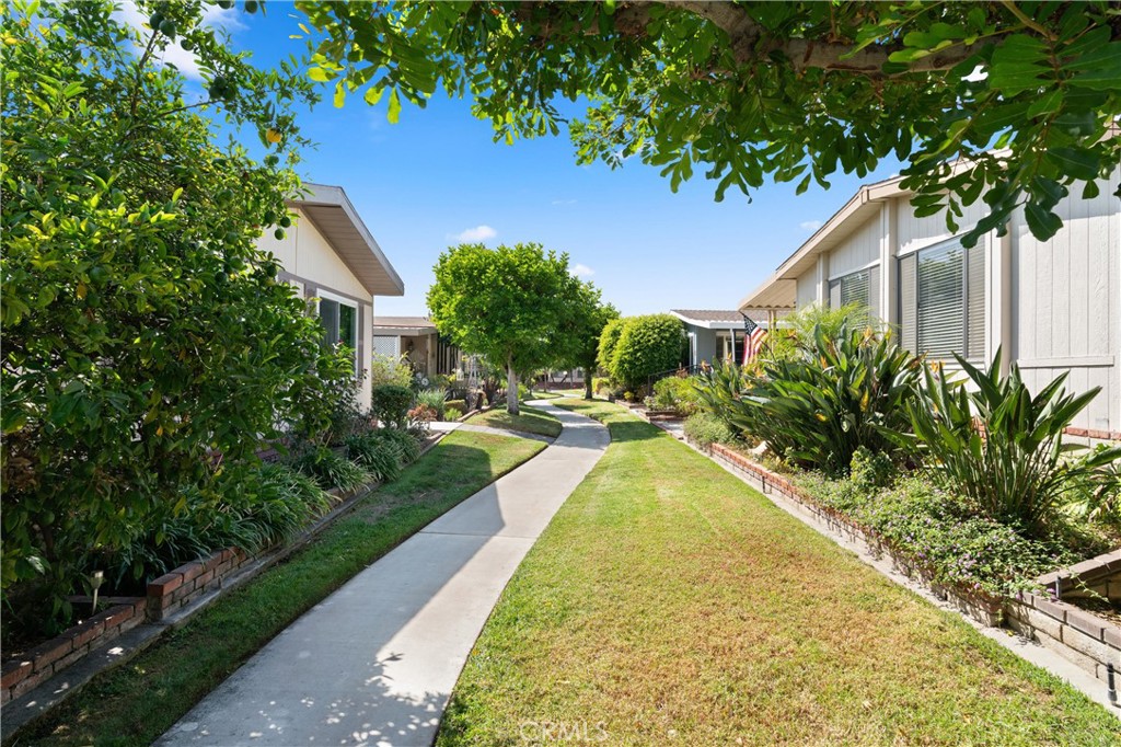 1342 Silver Lake Place