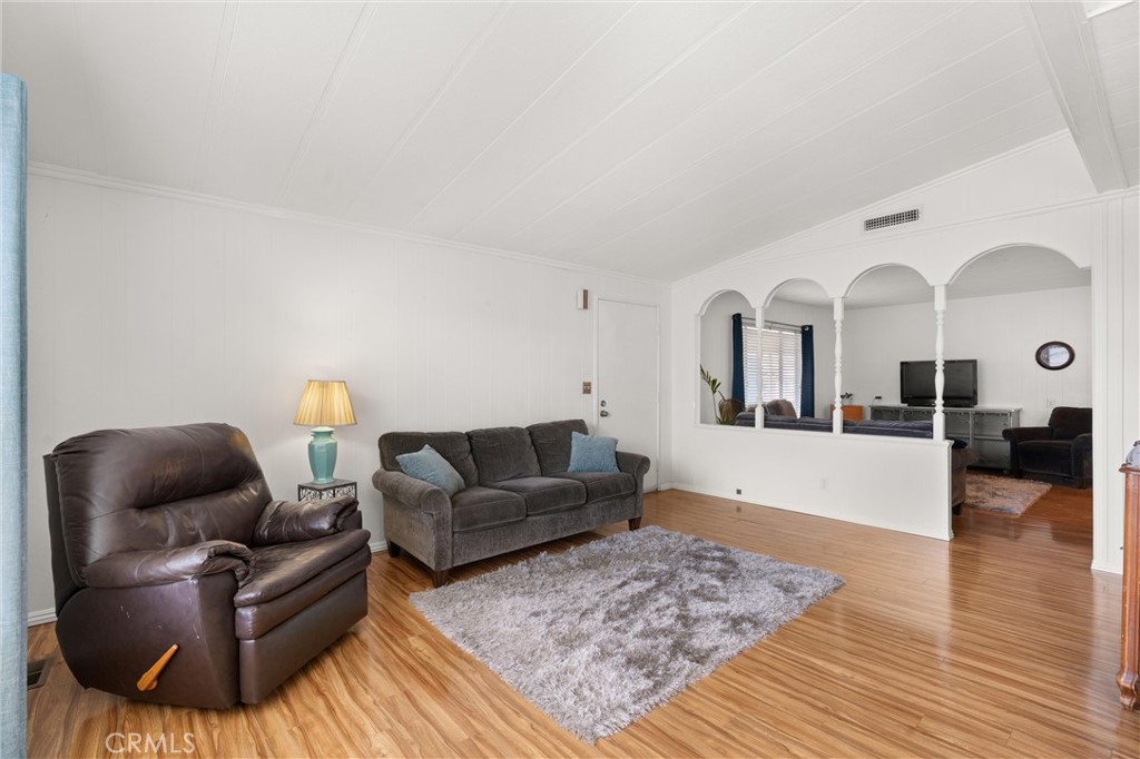 1342 Silver Lake Place