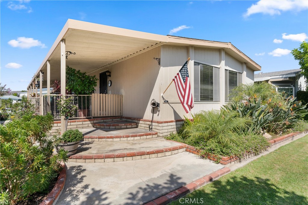 1342 Silver Lake Place