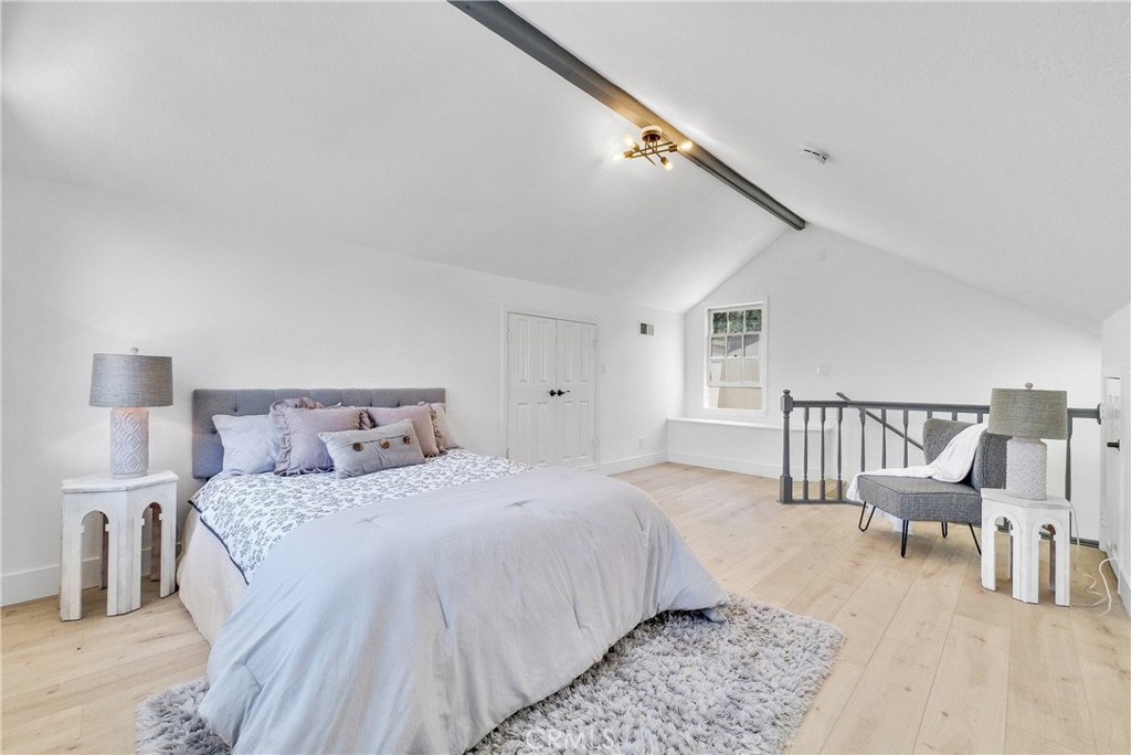 5995 E Avenida La Vida