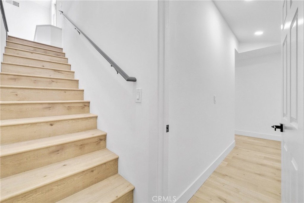 5995 E Avenida La Vida