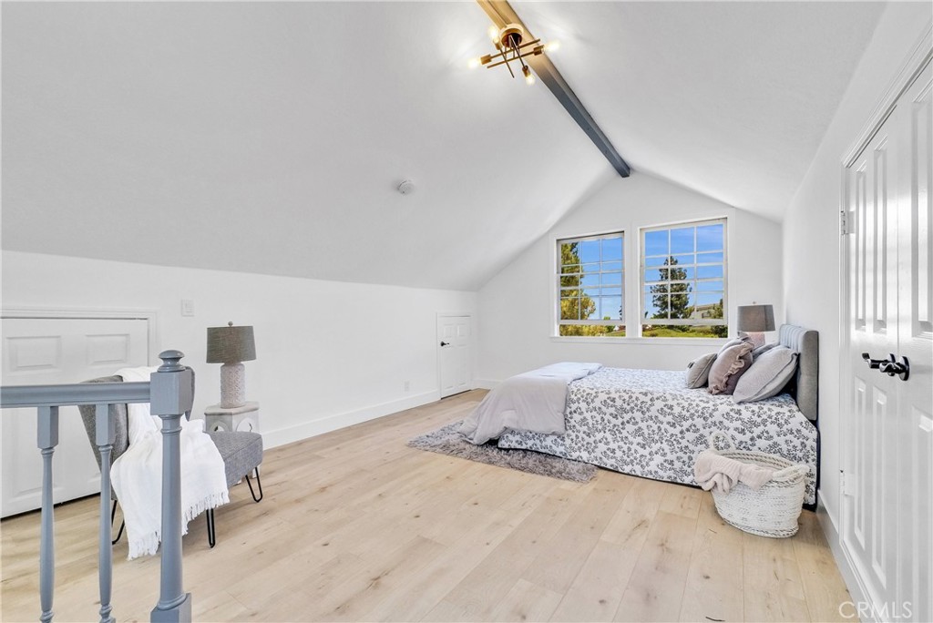 5995 E Avenida La Vida