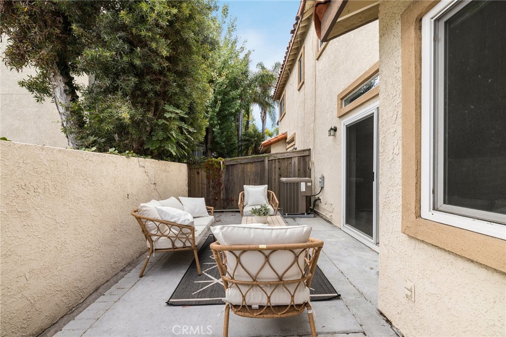 4700 Warner Avenue 3