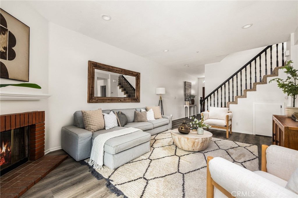 4700 Warner Avenue 3