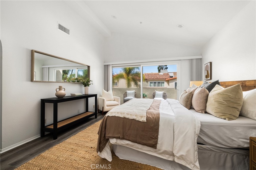 4700 Warner Avenue 3