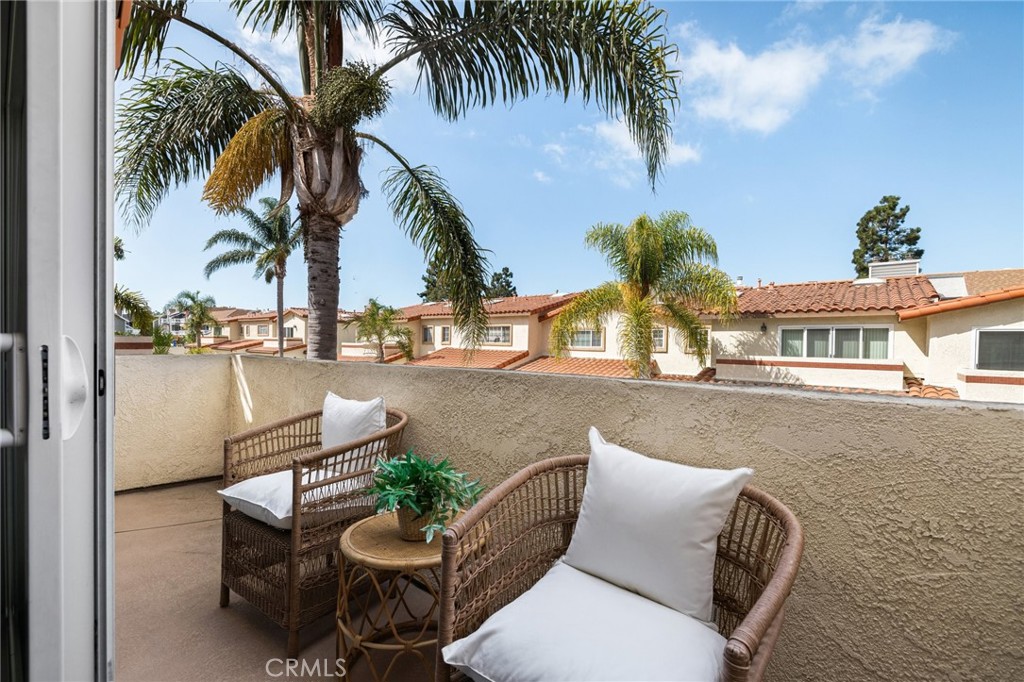 4700 Warner Avenue 3