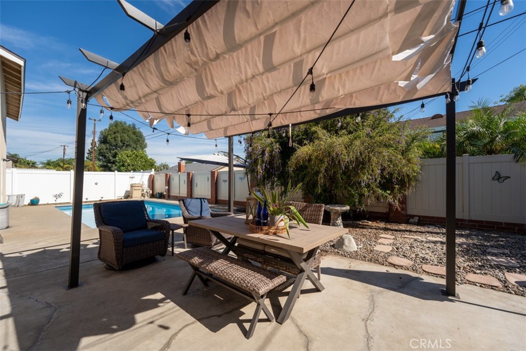 4672 Santa Fe Street