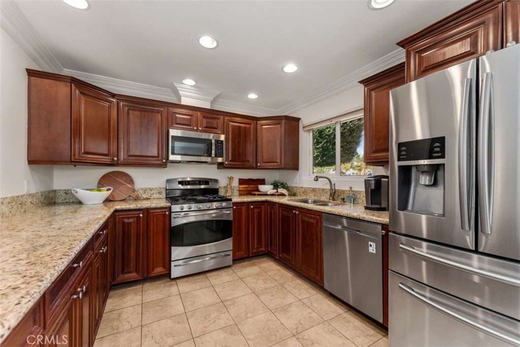 4672 Santa Fe Street