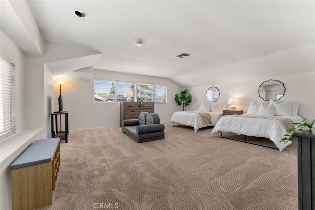 4672 Santa Fe Street