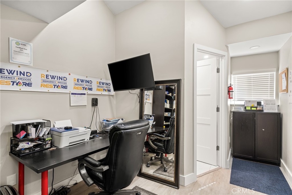 970 N Lincoln Street