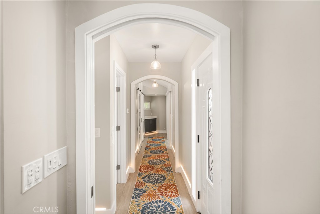 970 N Lincoln Street