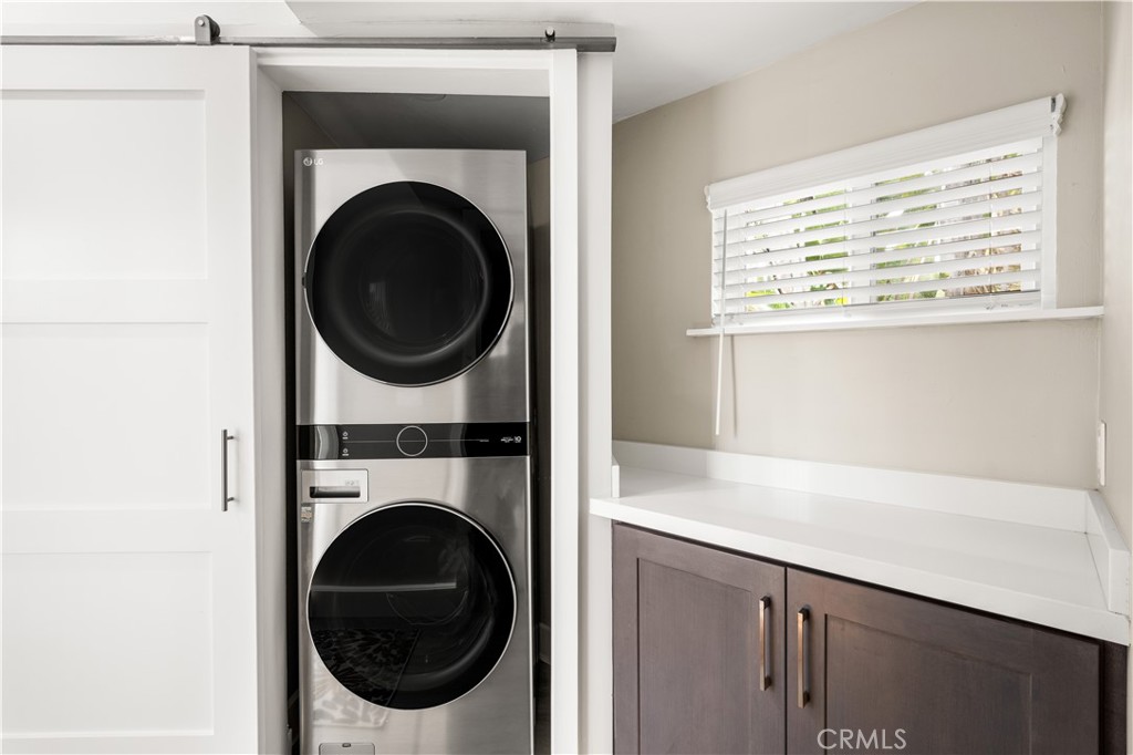 970 N Lincoln Street