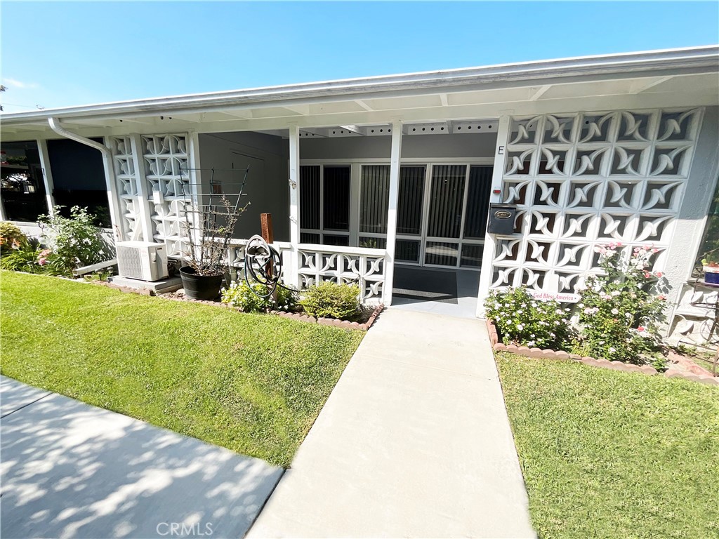 1580 Monterey #14E