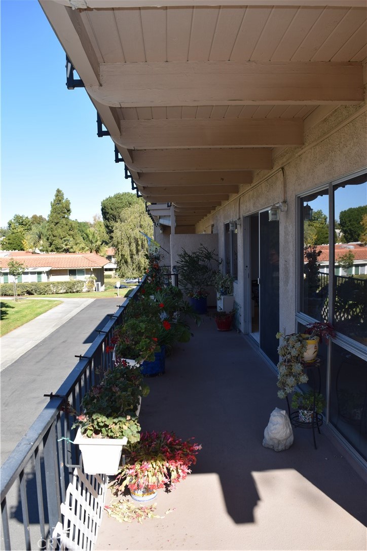 3014 A Via Buena Vista A