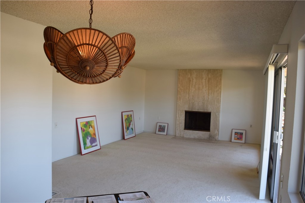 3014 A Via Buena Vista A