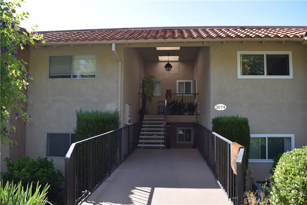 3014 A Via Buena Vista A