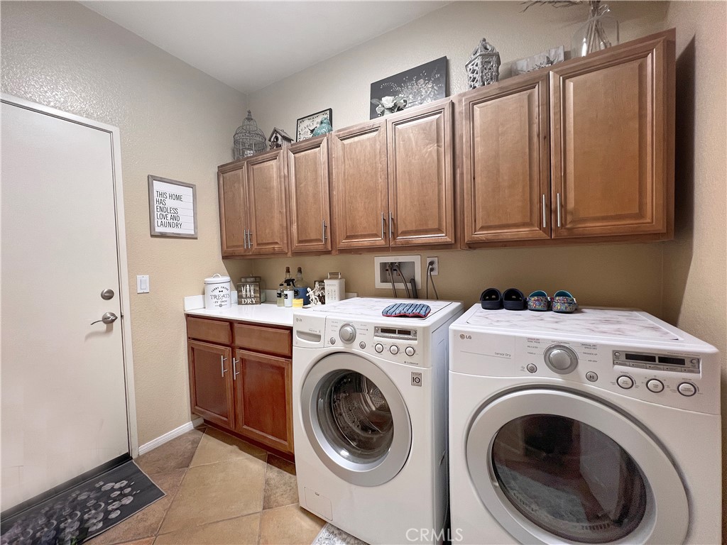 15416 Park Point Avenue 108