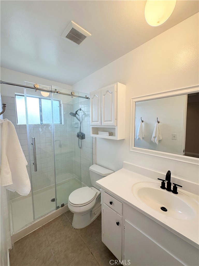 11754 Azalea Avenue 11754