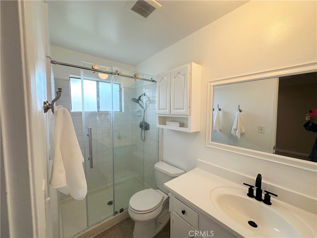 11754 Azalea Avenue 11754