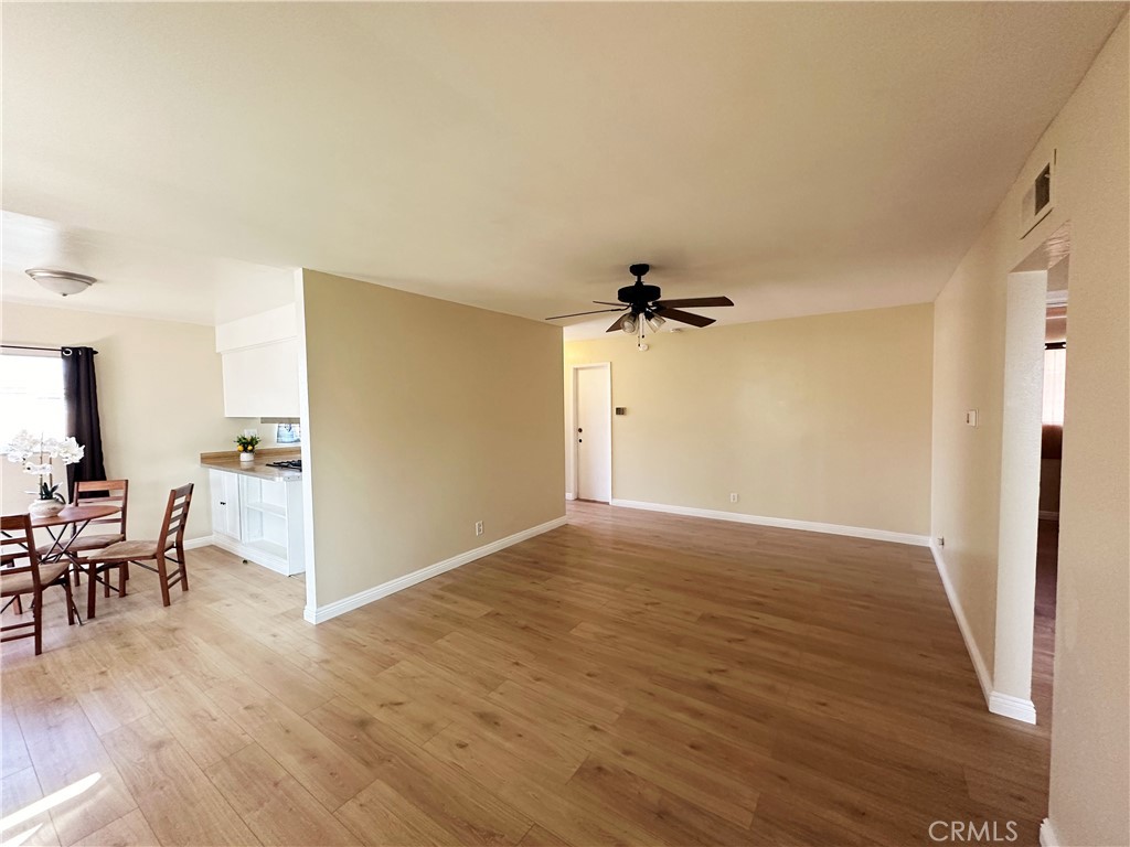 11754 Azalea Avenue 11754