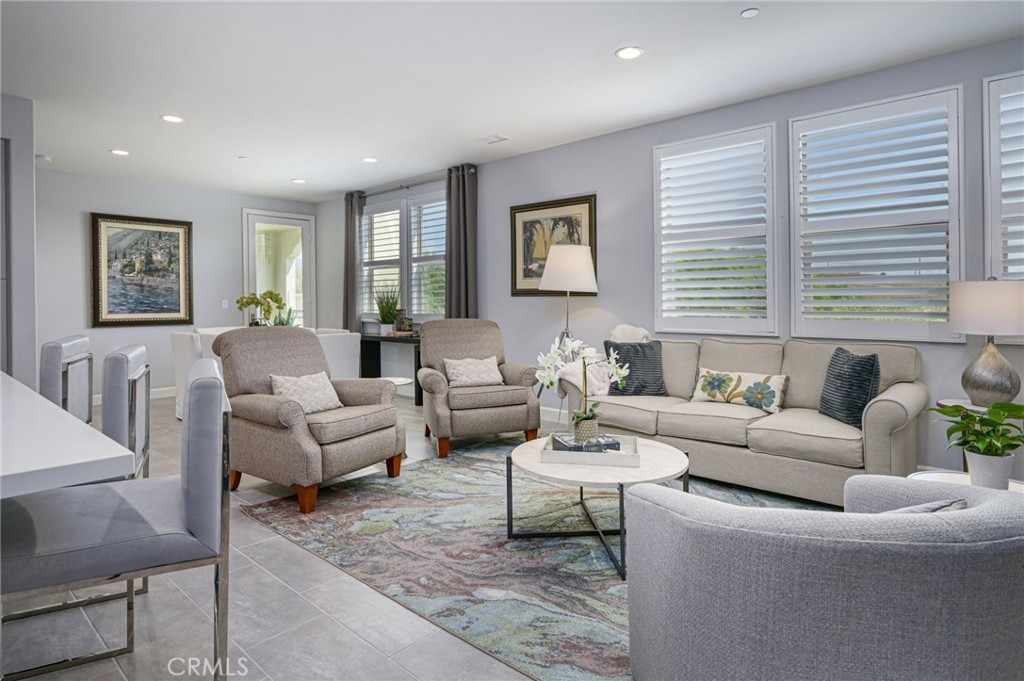 280 BUENA VIDA Drive 207