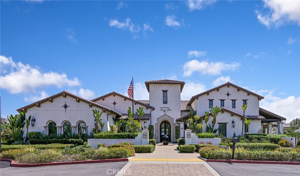 280 BUENA VIDA Drive 207