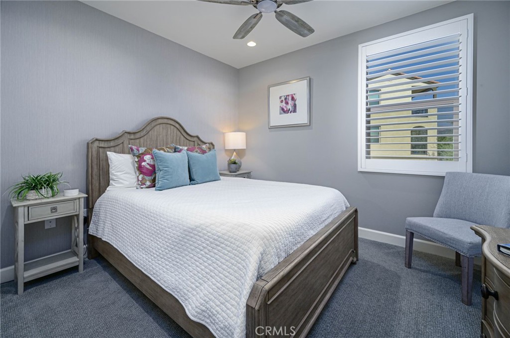 280 BUENA VIDA Drive 207